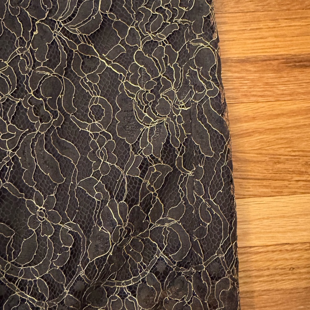 Banana Republic Black Lace with Gold Thread Pencil Skirt - Picture 2 of 8